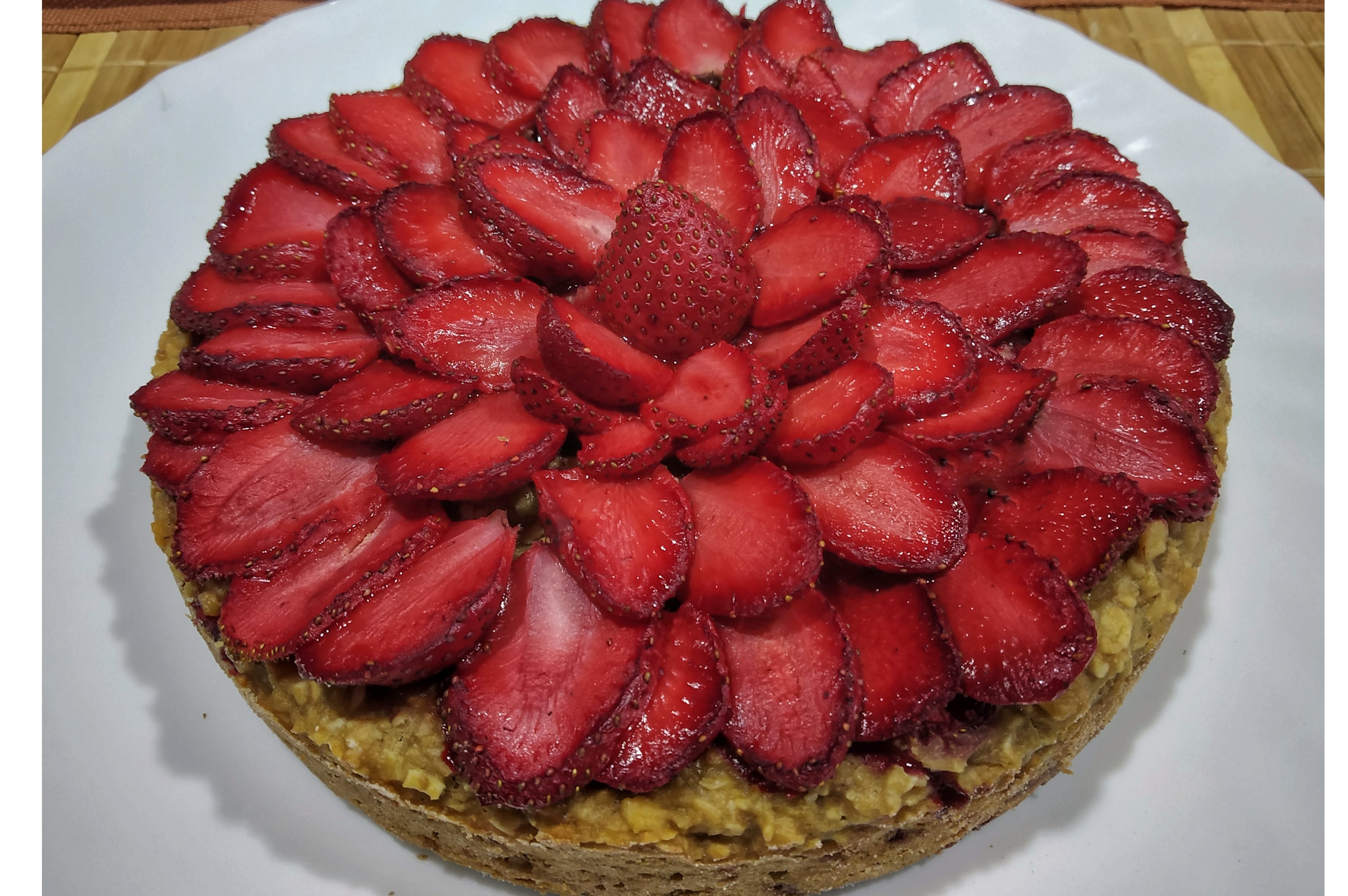 rootsandleisure_oatscake_strawberries