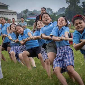 rootsandleisure_faces_school_children