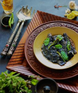 rootsandleisure_spicy_fish_curry_nigella_seeds